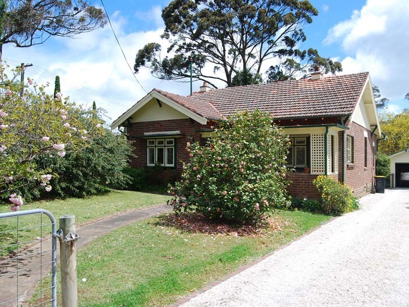 43 Sheffield Road, Bowral NSW 2576