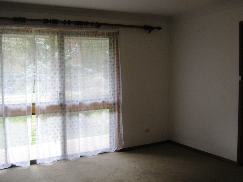 4 Bedford Place, Burradoo NSW 2576