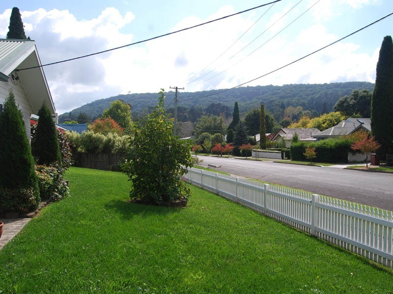 5 Una Street, Bowral NSW 2576