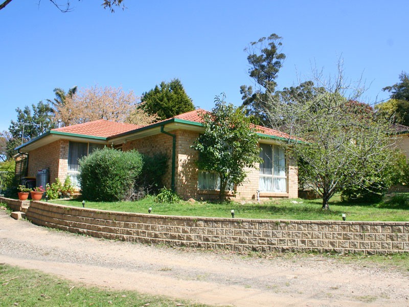 21 Ligar Street, Hill Top NSW 2575