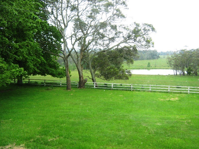 145 Walkers Lane, Avoca NSW 2577