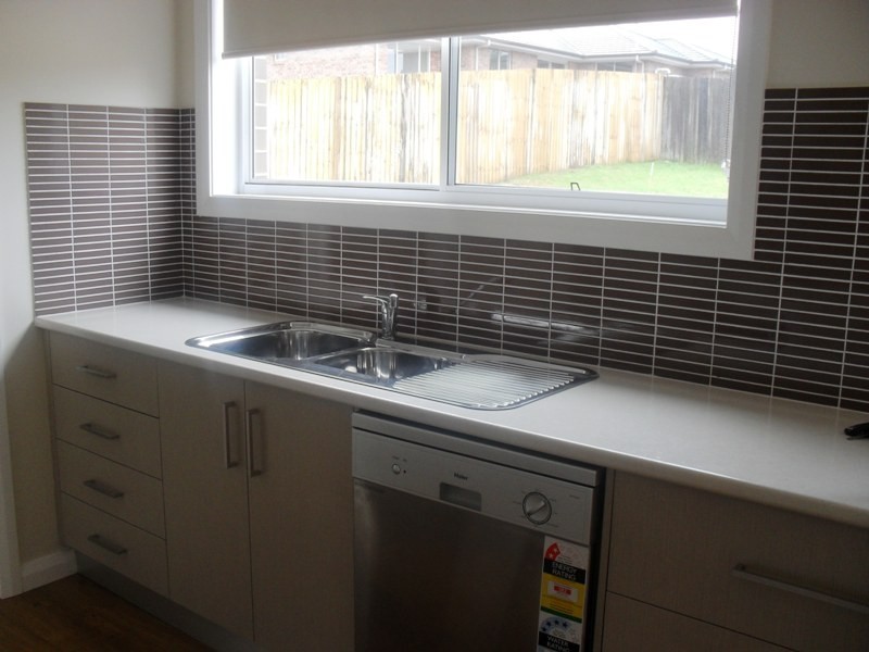 8 Baker Street, Moss Vale NSW 2577