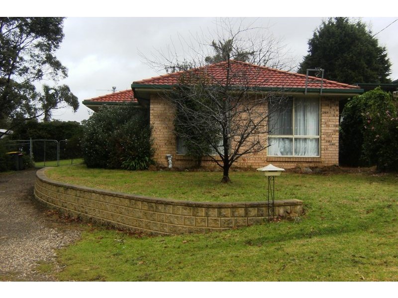 21 Ligar Street, Hill Top NSW 2575