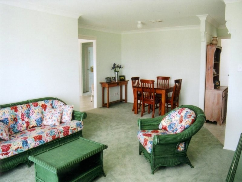 5 Patrick Place, Marulan NSW 2579