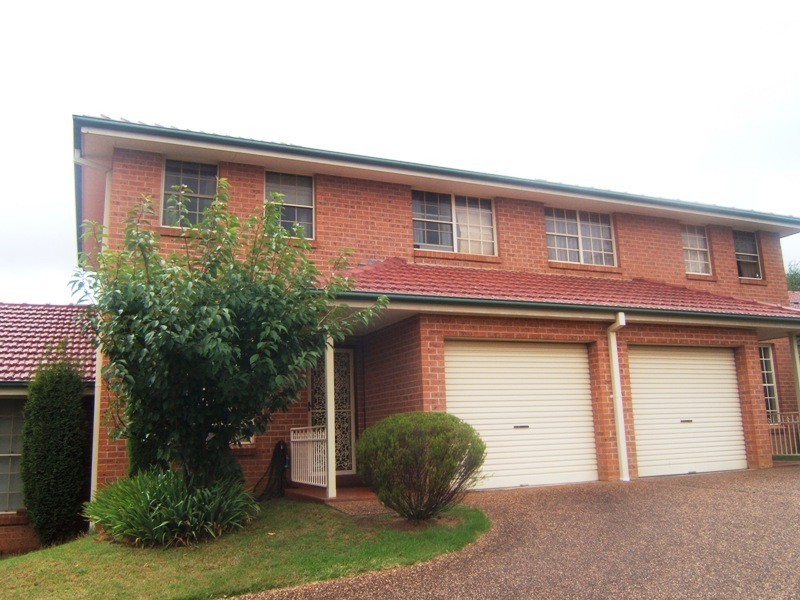 9/11 Funston Street, Bowral NSW 2576