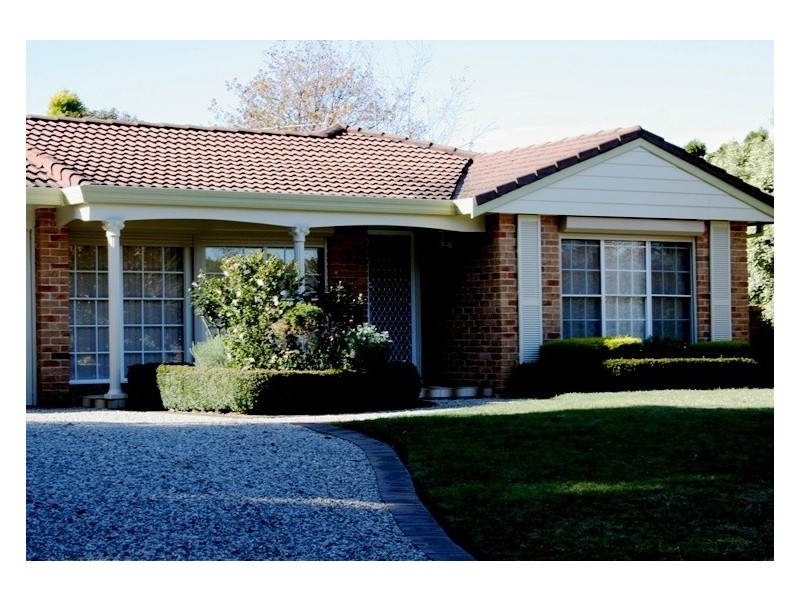 4 Wheen Close, Bowral NSW 2576