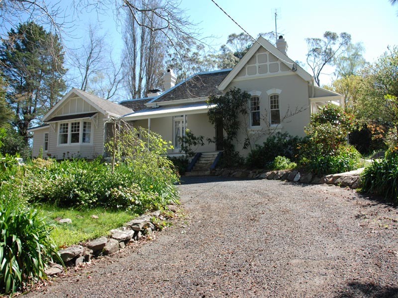 8  Banksia Street, Bowral NSW 2576