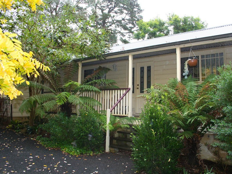 48 Railway Avenue, Colo Vale NSW 2575