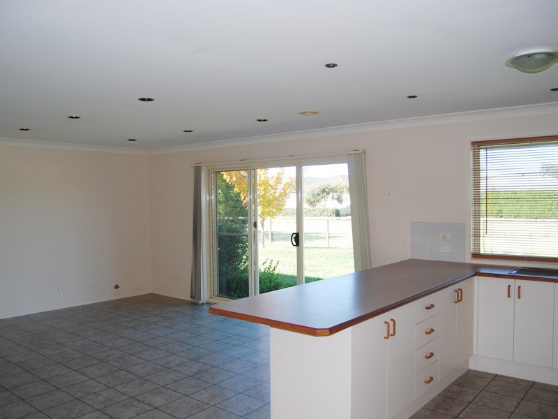 26 Lilac Avenue, Bowral NSW 2576