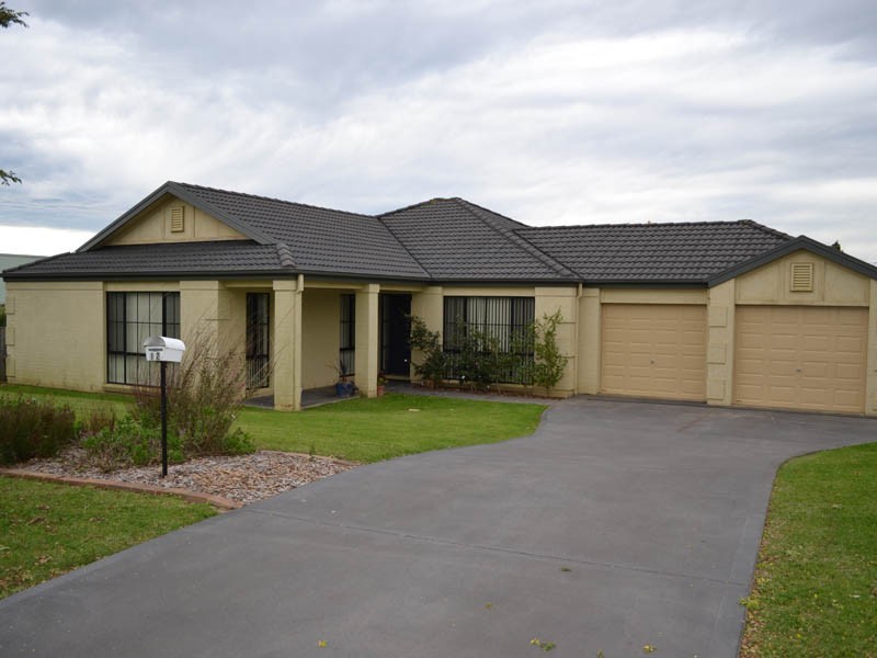 12 Mairinger Crescent, Bowral NSW 2576