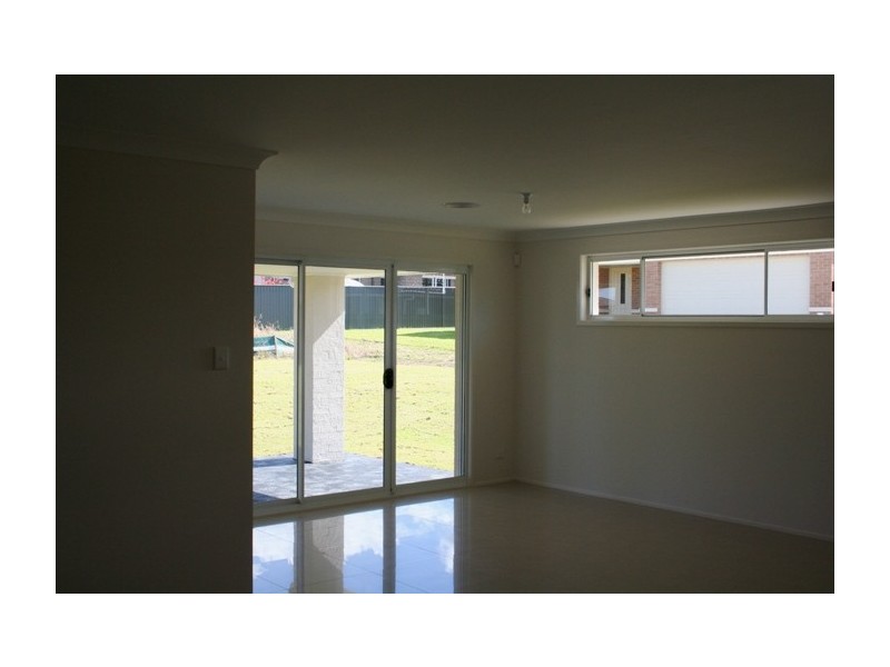 4 Napper Close, Moss Vale NSW 2577