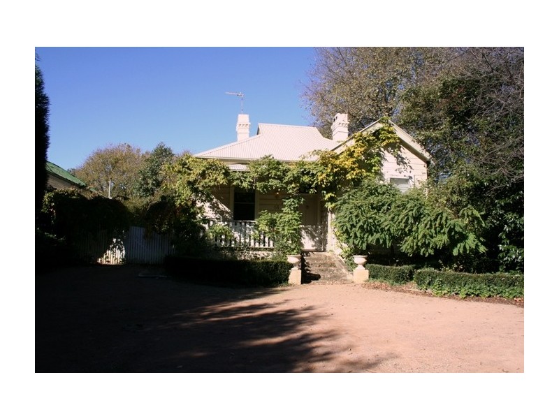 64 Bendooley Street, Bowral NSW 2576