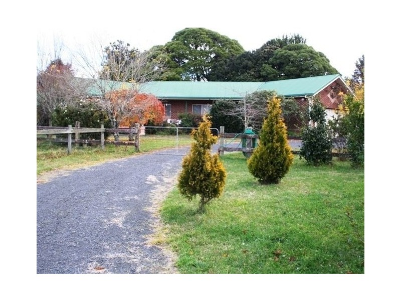 15 Old Kangaloon Road, Robertson NSW 2577