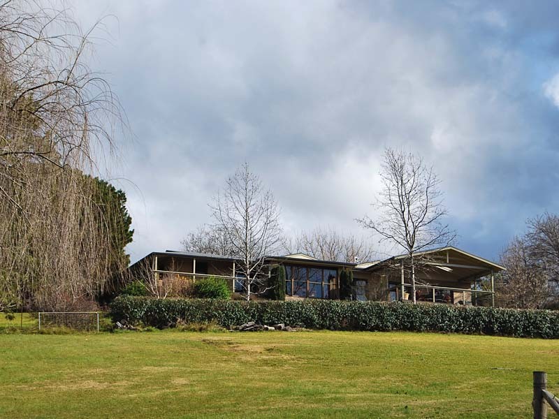 15  Parry Drive, Bowral NSW 2576