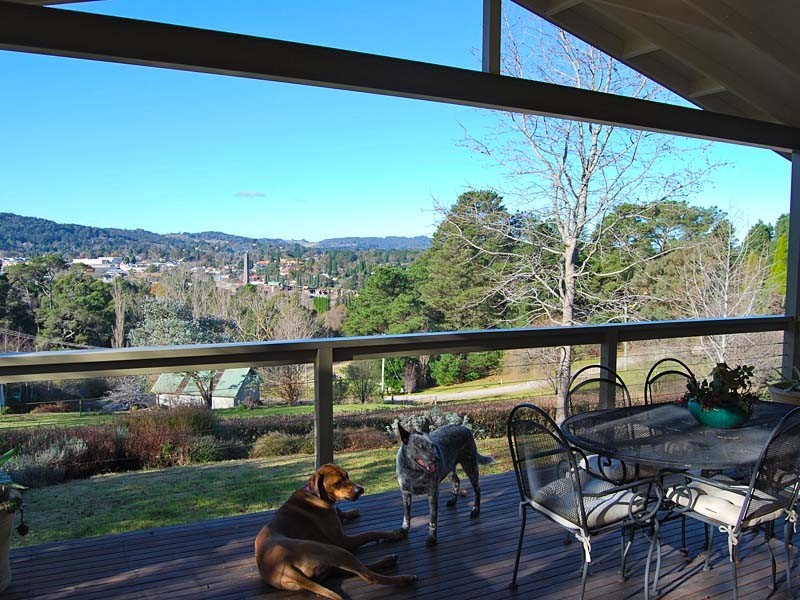 15  Parry Drive, Bowral NSW 2576