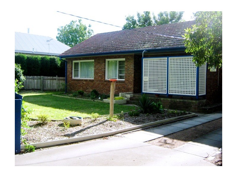 1 Sheffield Road, Bowral NSW 2576