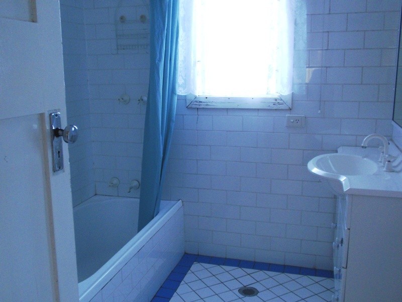 12 Yarrawa Street, Moss Vale NSW 2577