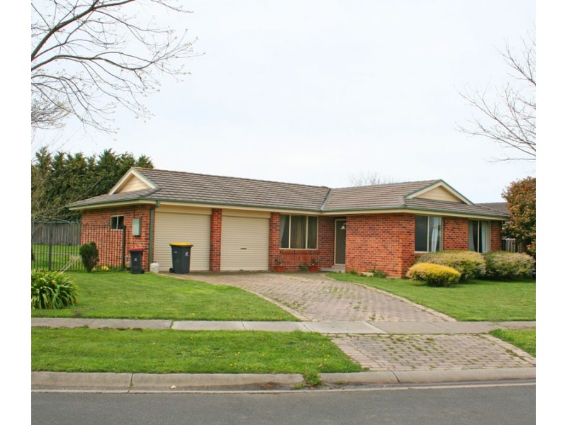 28 Robinia Drive, Bowral NSW 2576