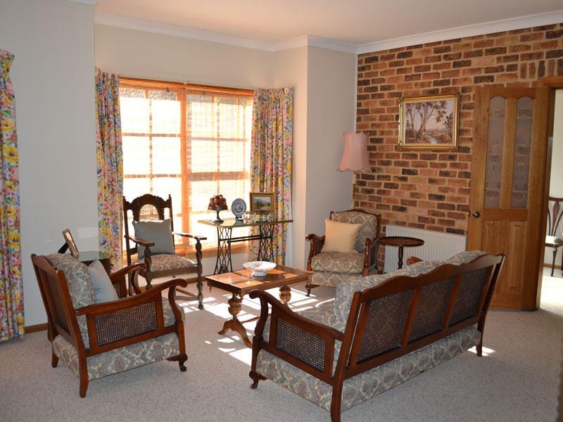 57 Kangaloon Road, Bowral NSW 2576