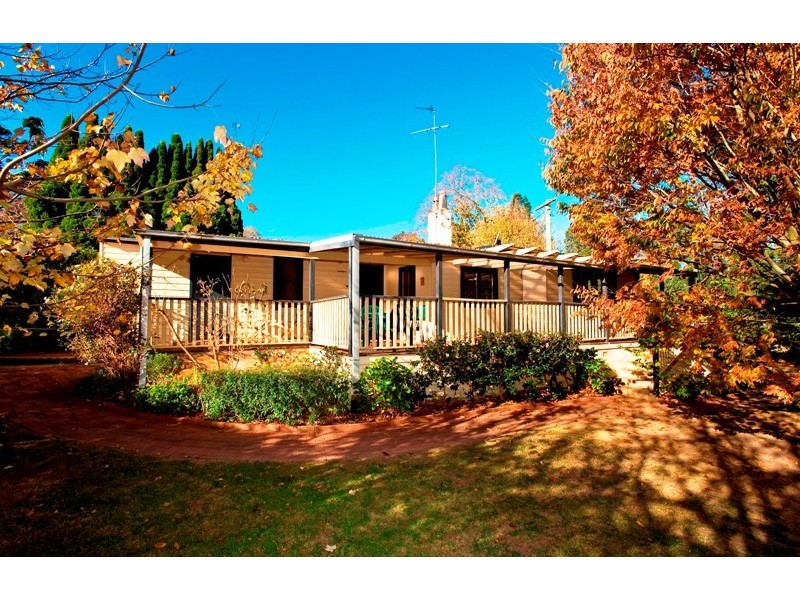 56-58 Yean Street, Burradoo NSW 2576