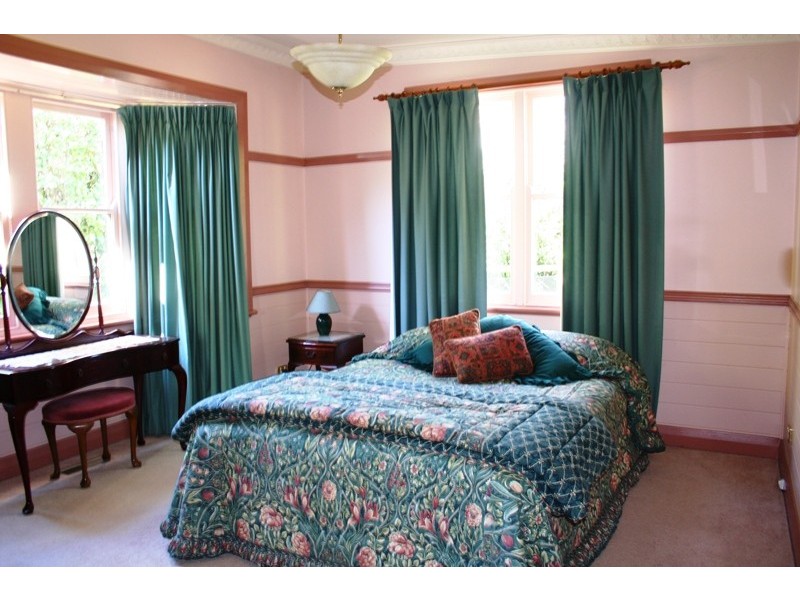 56-58 Yean Street, Burradoo NSW 2576