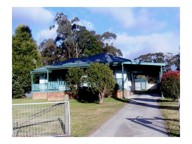 48 Banksia Street, Colo Vale NSW 2575
