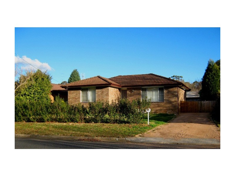 5 Farmborough Close, Bowral NSW 2576