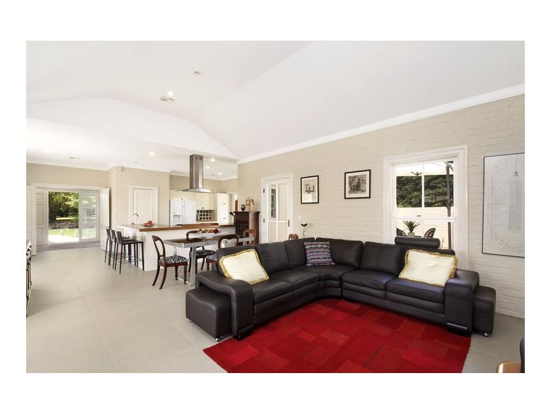 18 Sullivan Road, Burradoo NSW 2576