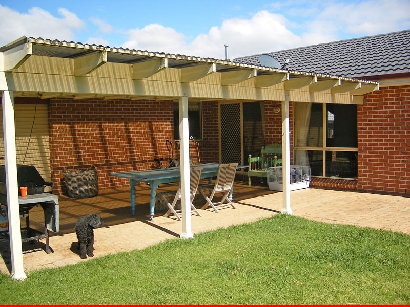 3 Dumfries Place, Bowral NSW 2576