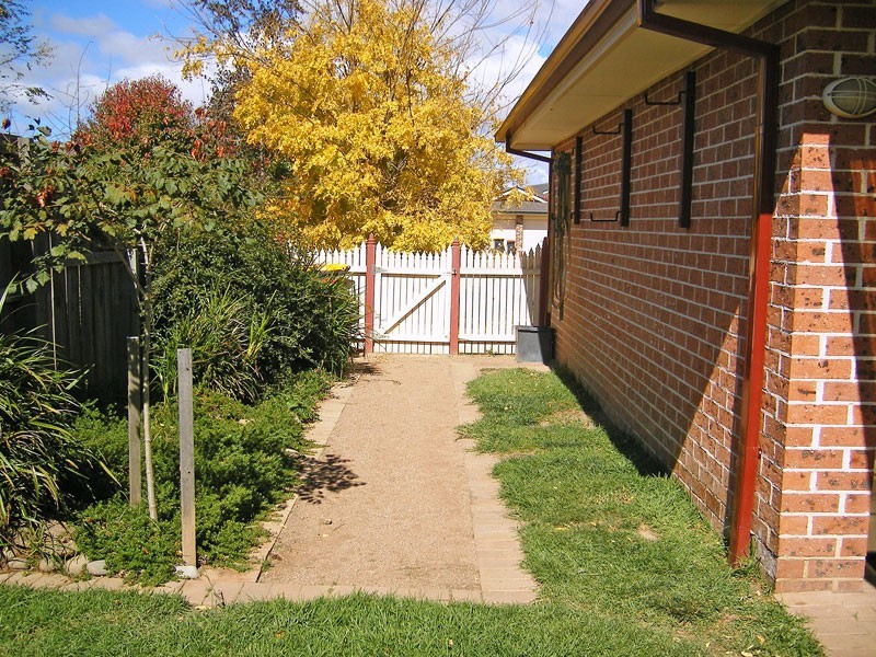 3 Dumfries Place, Bowral NSW 2576