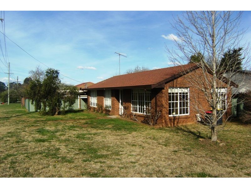 25 Melbourne Street, New Berrima NSW 2577