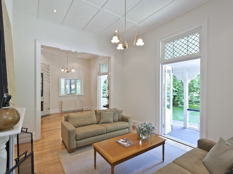 17 Riversdale Avenue, Burradoo NSW 2576