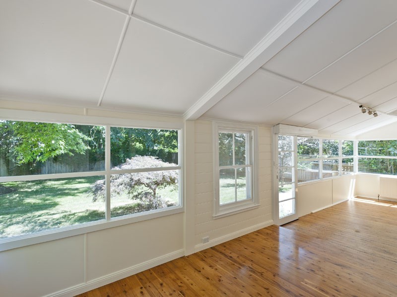 17 Riversdale Avenue, Burradoo NSW 2576