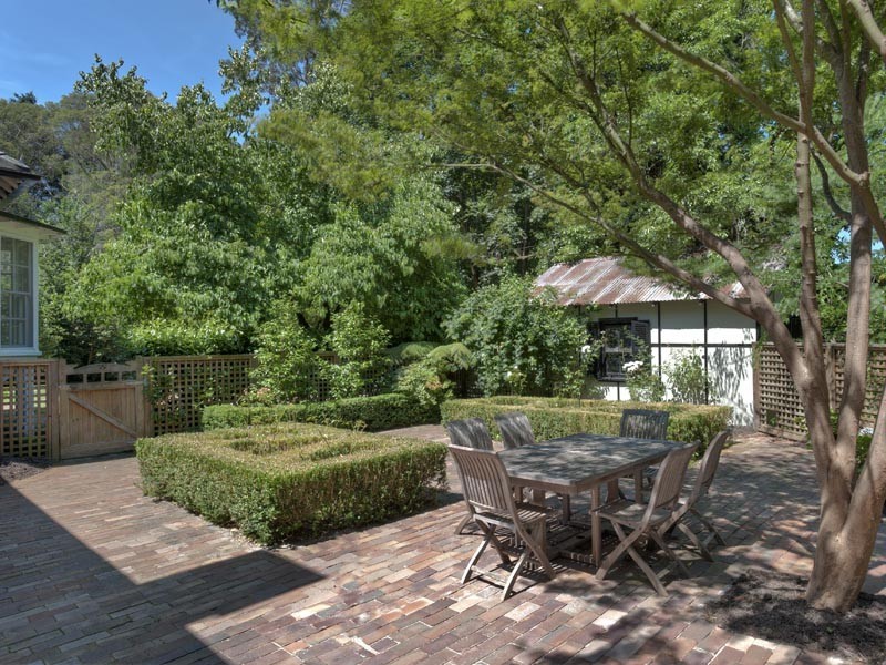 17 Riversdale Avenue, Burradoo NSW 2576