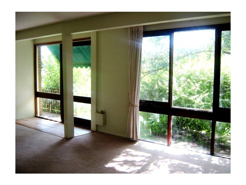 10 Yean Street, Burradoo NSW 2576