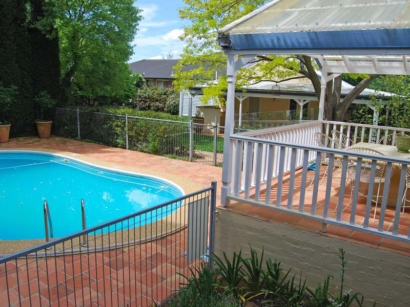 1 Romney Place, Burradoo NSW 2576