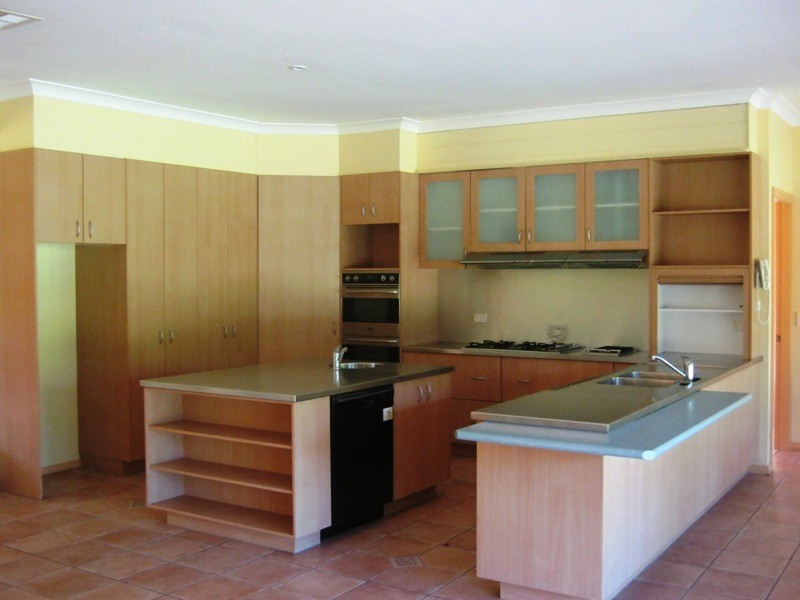 13 Highland Drive, Bowral NSW 2576