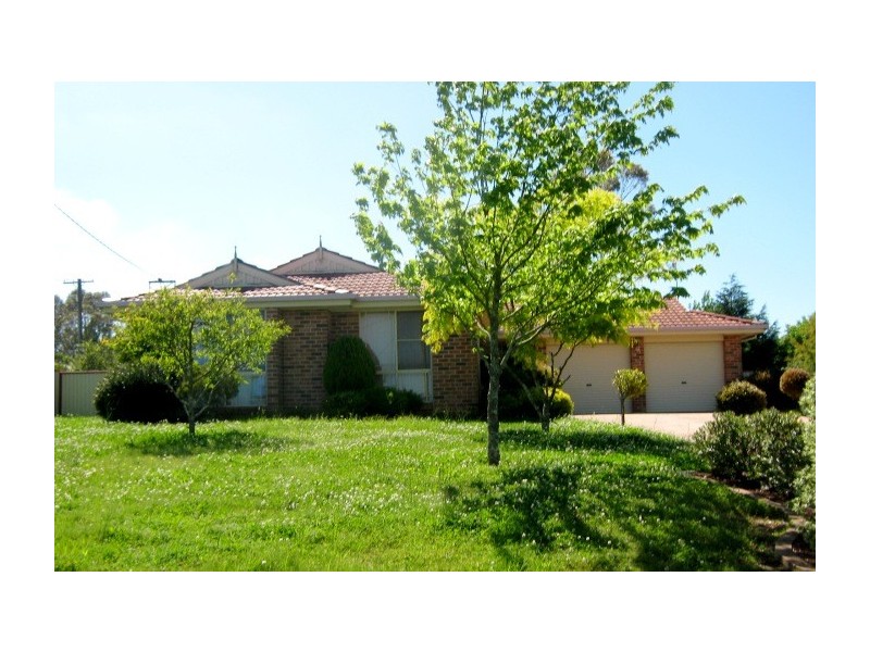 16 Shackleton Street, Robertson NSW 2577