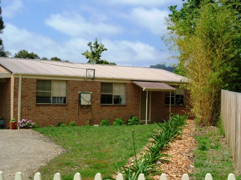 9 Kell Crescent, Welby NSW 2575