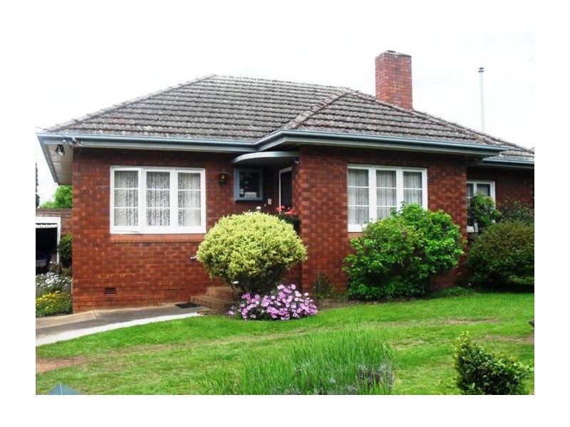 5 Aitken Road, Bowral NSW 2576