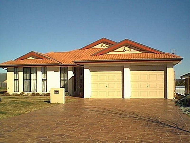 15 Lavis Road, Bowral NSW 2576