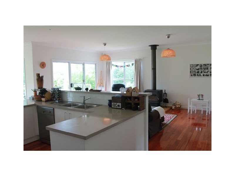 6A Young Road, Moss Vale NSW 2577