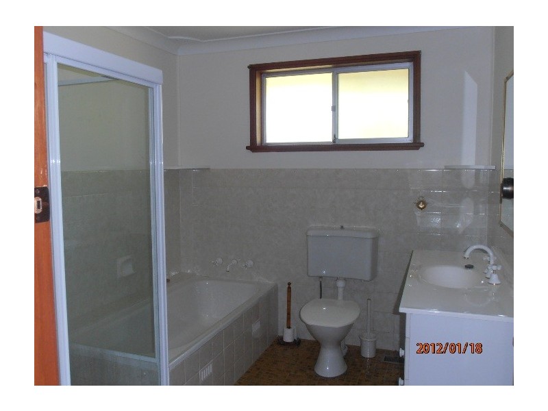 17 Toongoon Road, Burradoo NSW 2576