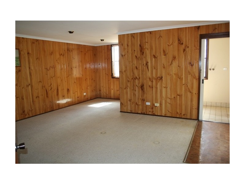 7 Kennedy Close, Moss Vale NSW 2577