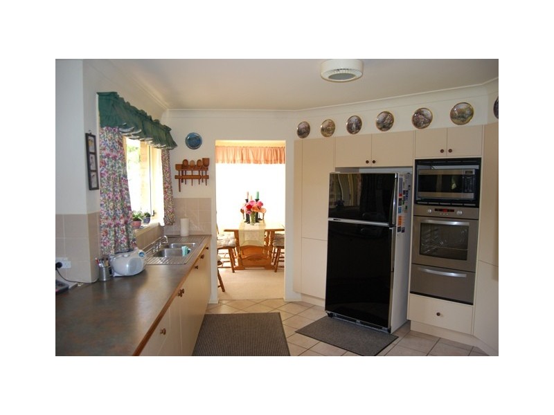 22 Elizabeth Street, Burradoo NSW 2576