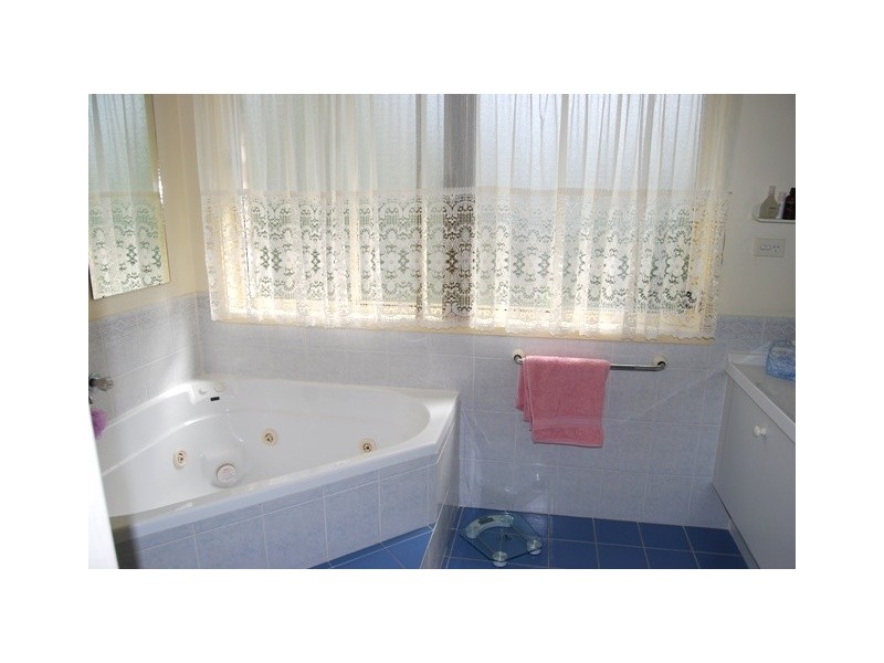 22 Elizabeth Street, Burradoo NSW 2576