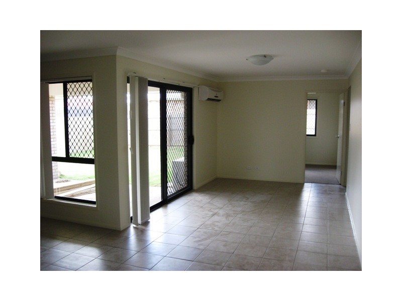 10 Turner Crt, Marsden QLD 4132
