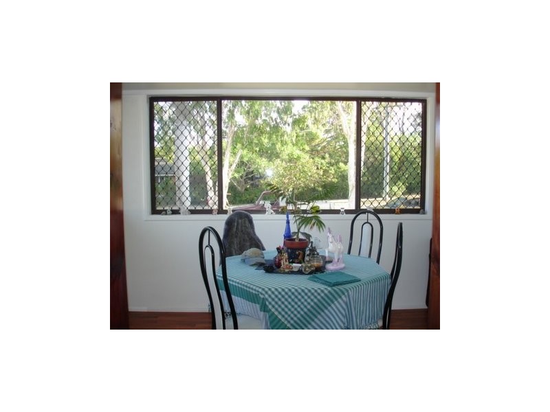 6 Albert Street, Woodridge QLD 4114