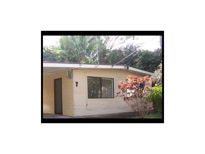 7 Palm Avenue, Kingston QLD 4114