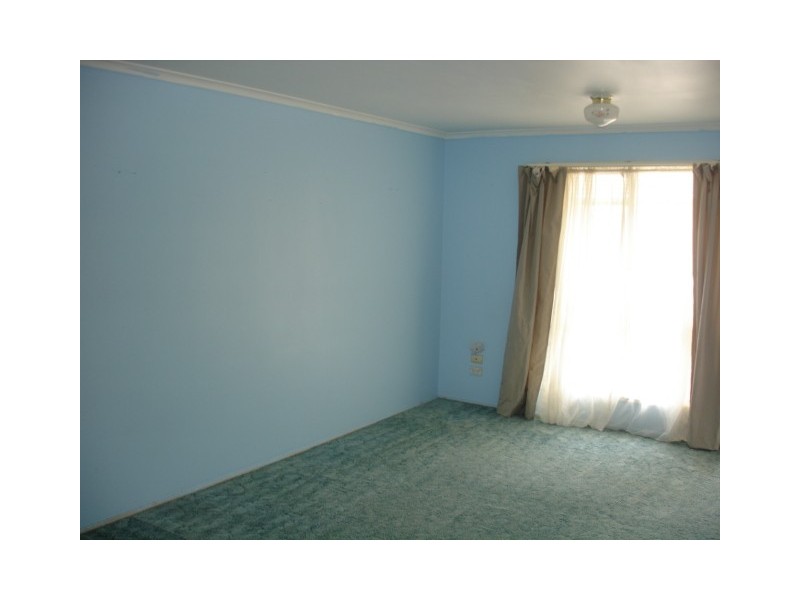 4/120 Queens Road, Kingston QLD 4114